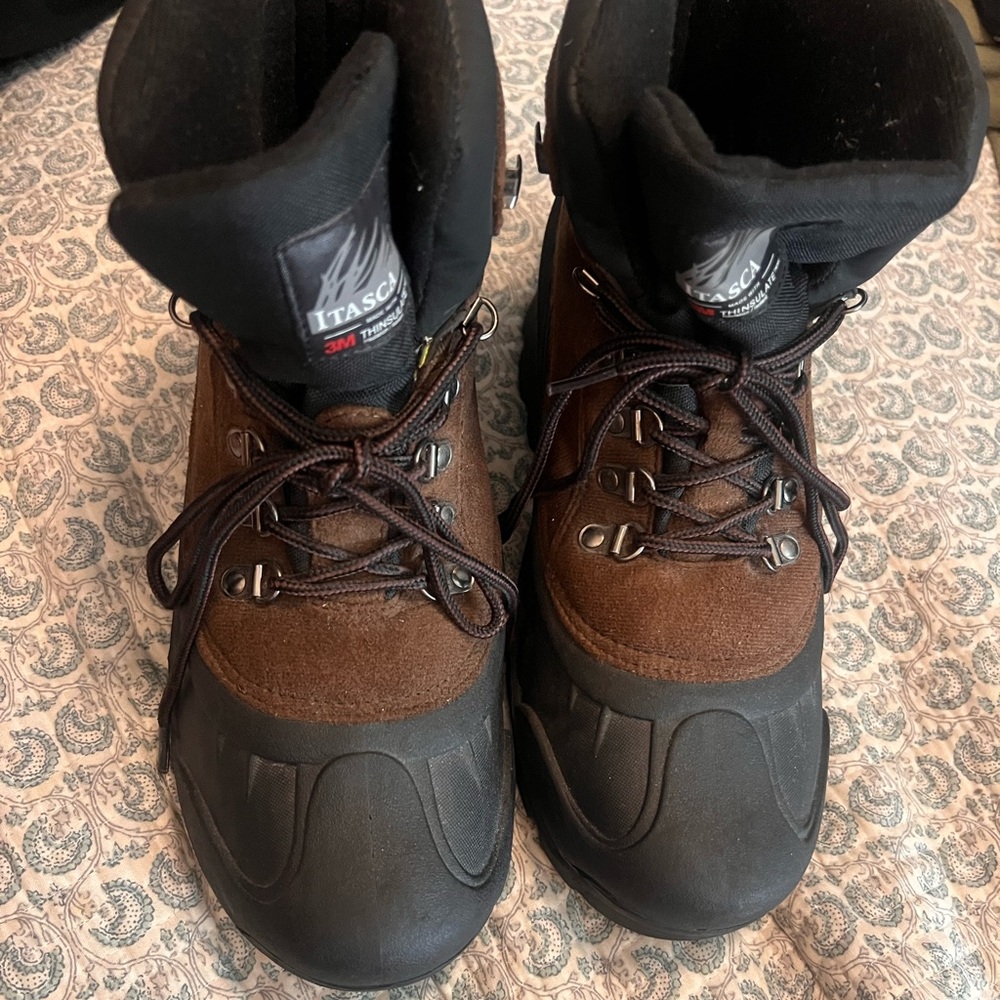 Itasca Men's Black and Brown Snow Boots